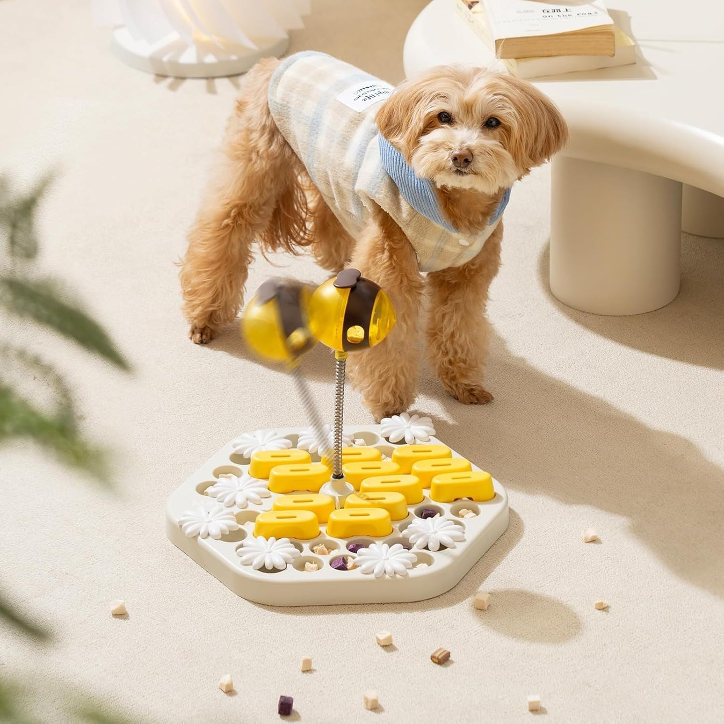 Honeycomb Sniffing Slow Feeder toy