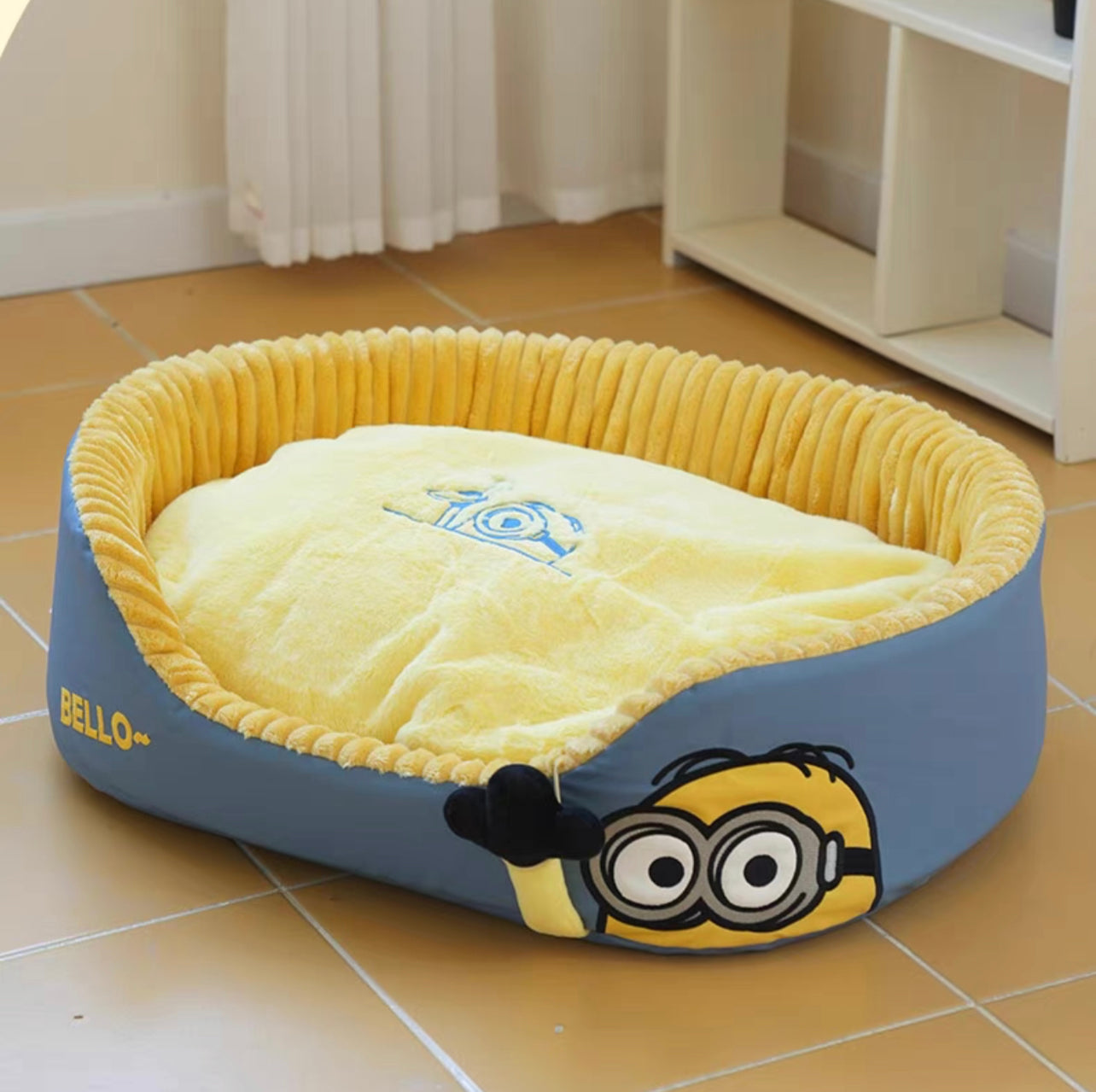 Minion pet bed