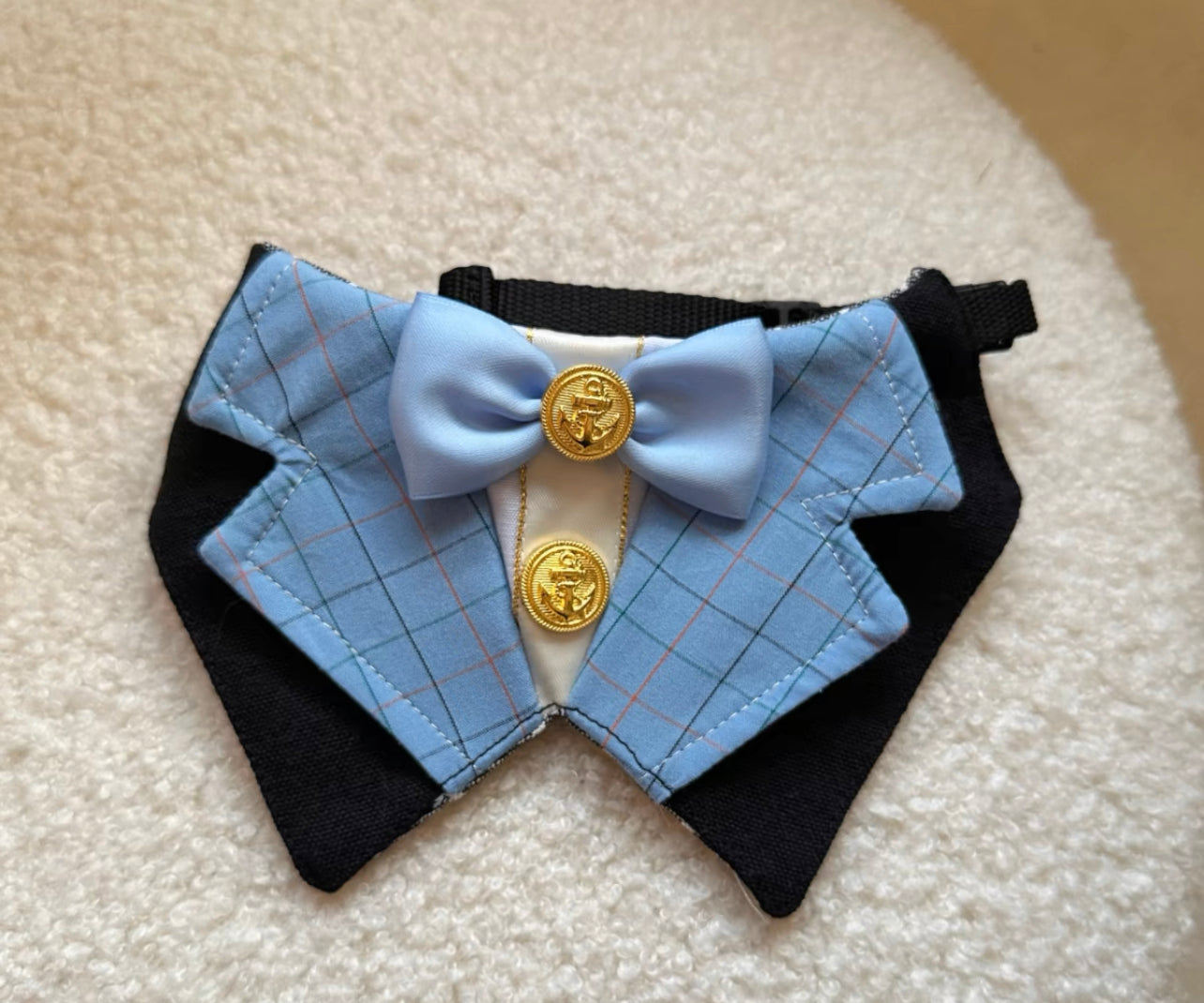 Classic plaid tuxedo collar