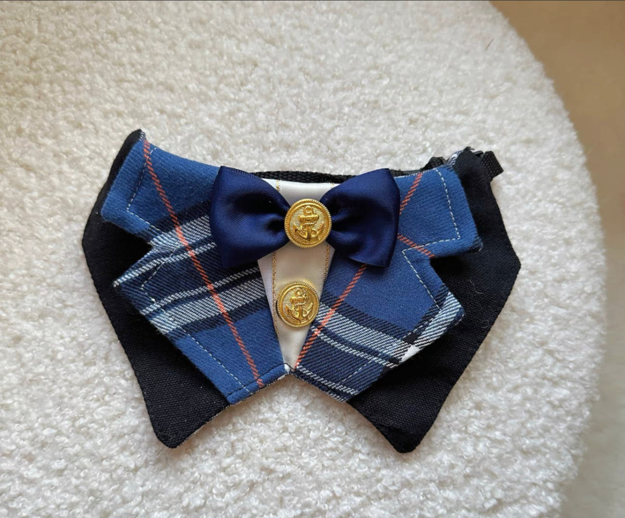 Classic plaid tuxedo collar
