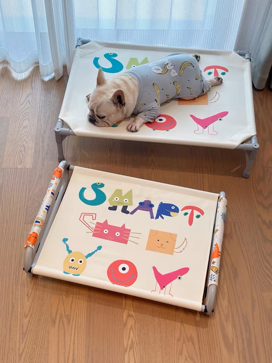 SMART elevated pet bed
