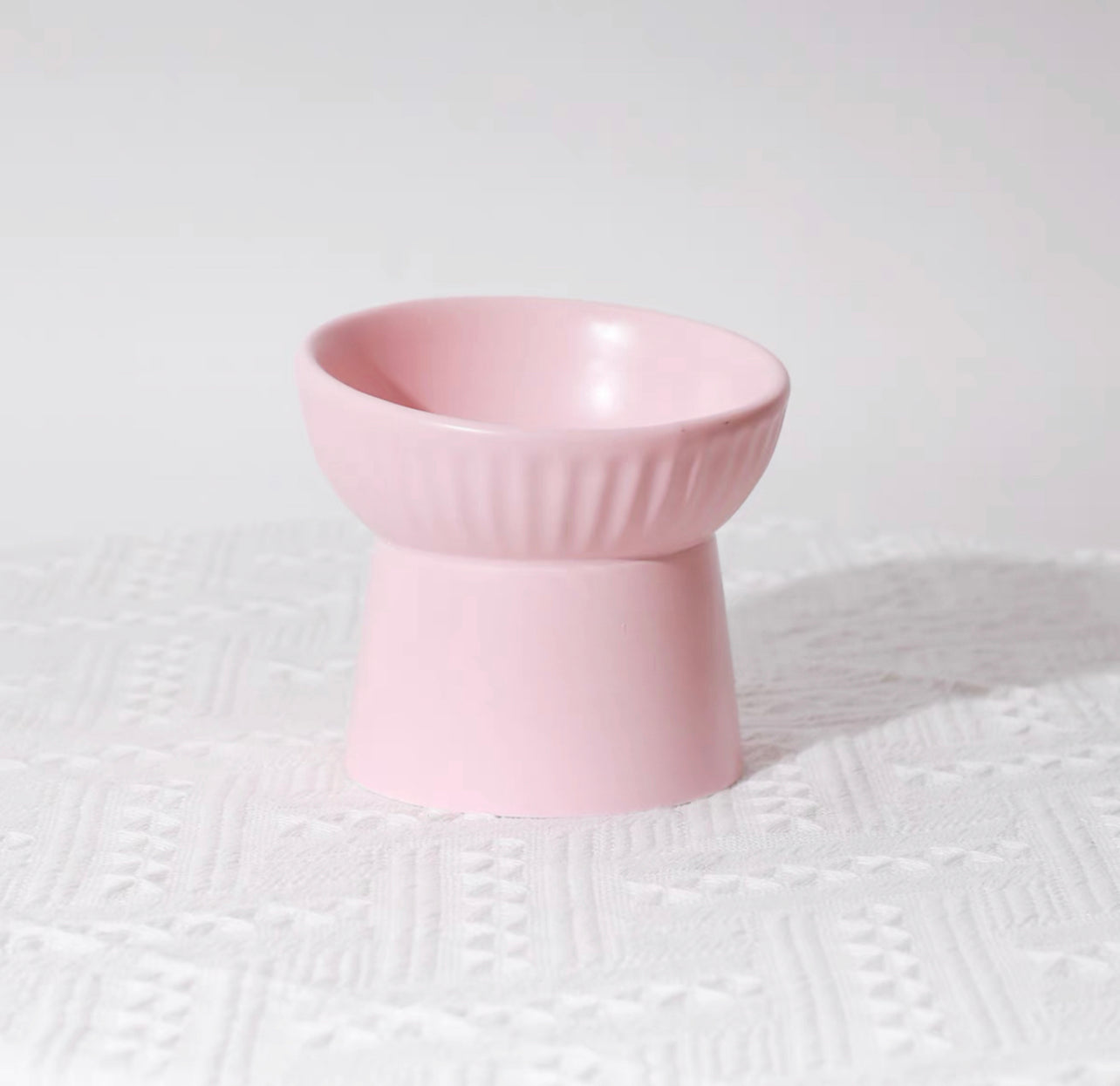 25 ° tilted Dreamy pet bowl