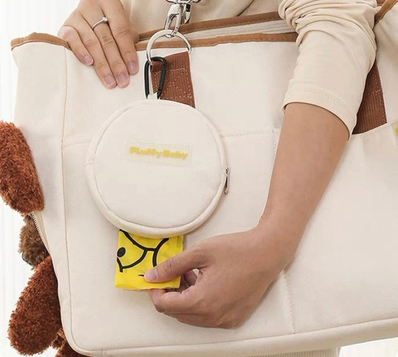 Cute bear head out pet bag