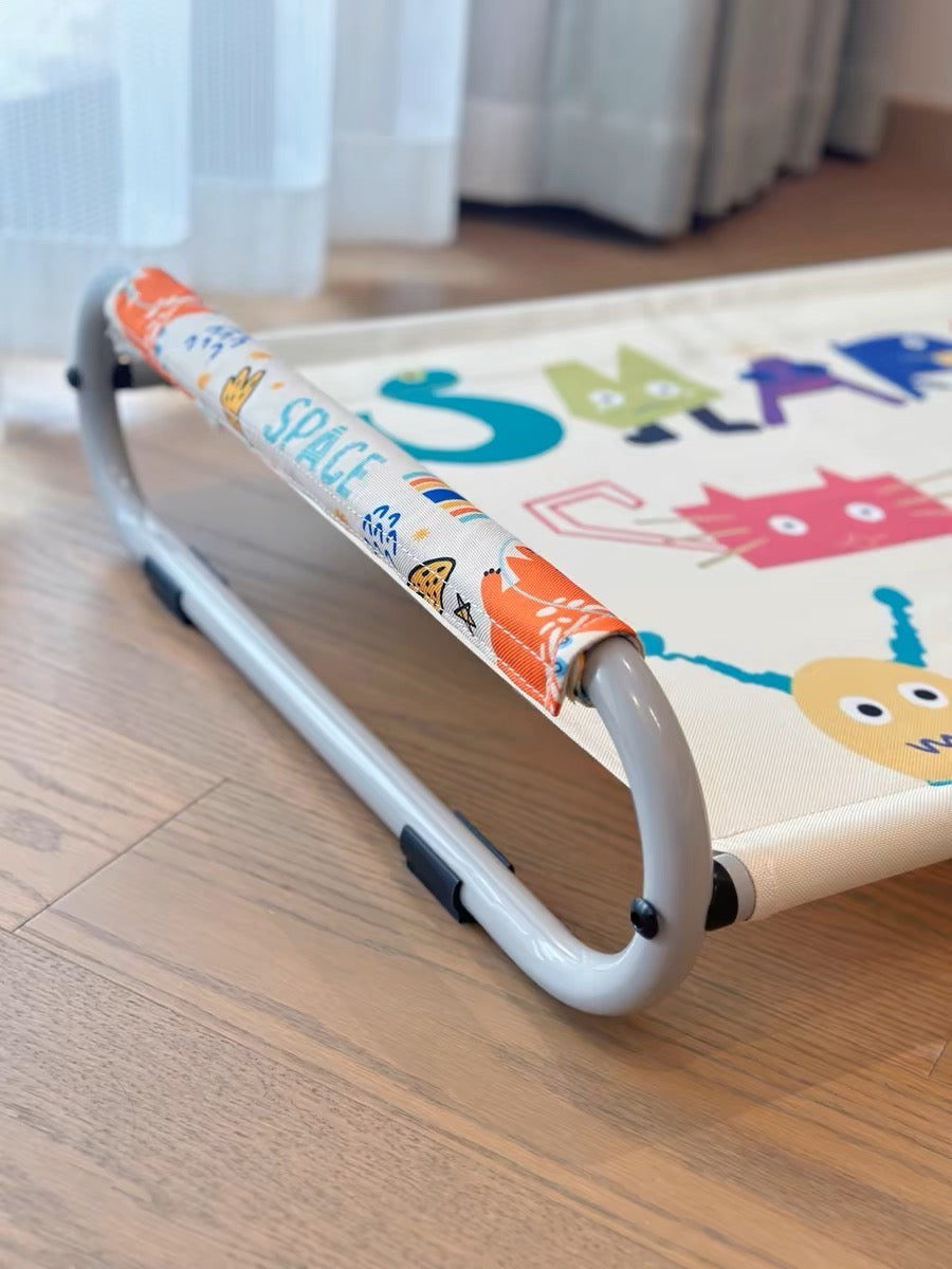 SMART elevated pet bed